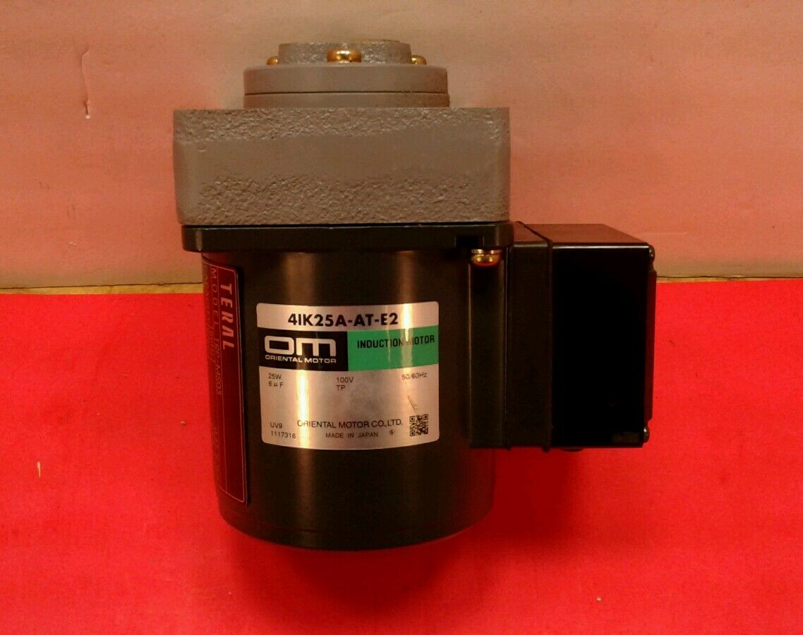 Oriental Motor 4IK25A-AT-E2 / Teral TRP-MSO3 Speed Control Motor & GEA