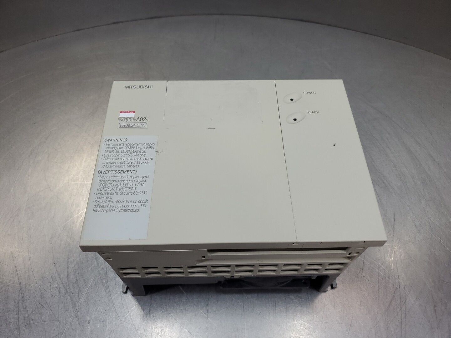 MITSUBISHI FR-A024-3.7K-TF 5HP 17.5A INVERTER DRIVE.                       1B-22