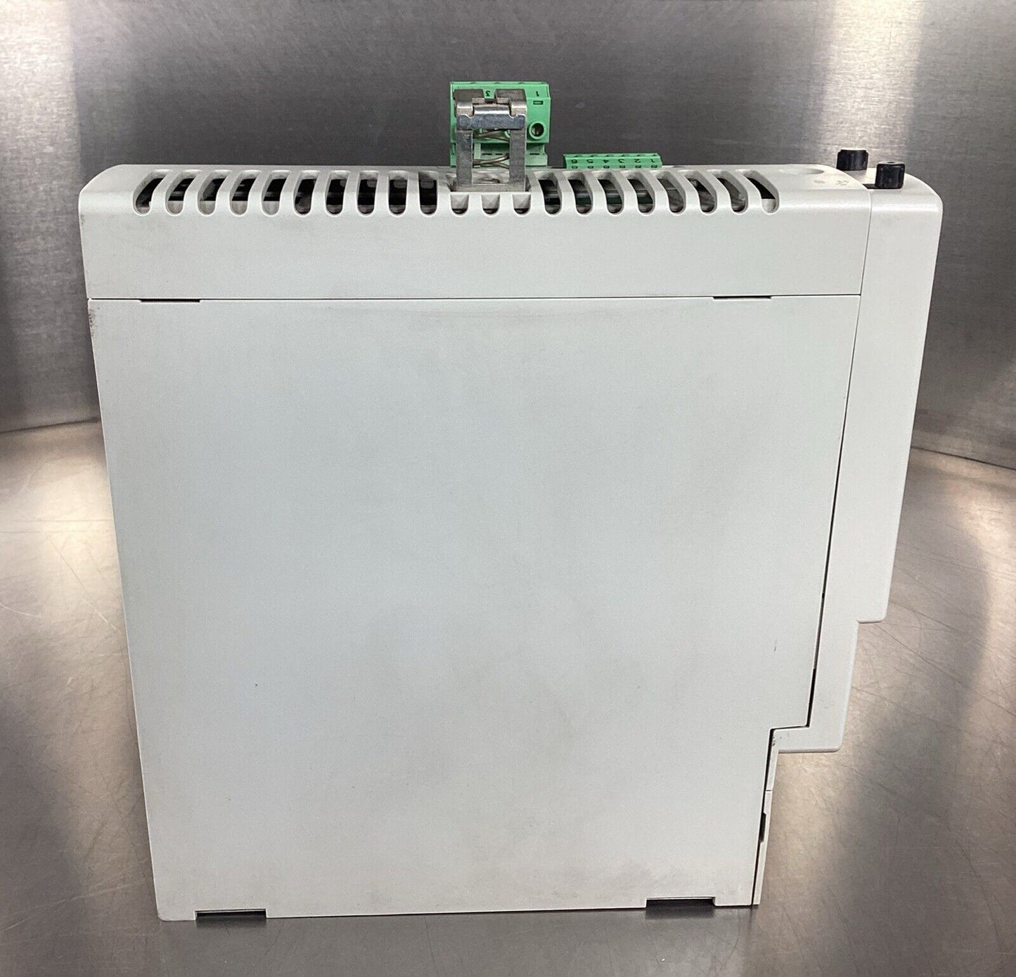 Allen-Bradley  2094BMP5 /A  4A Axis Module       1-D1