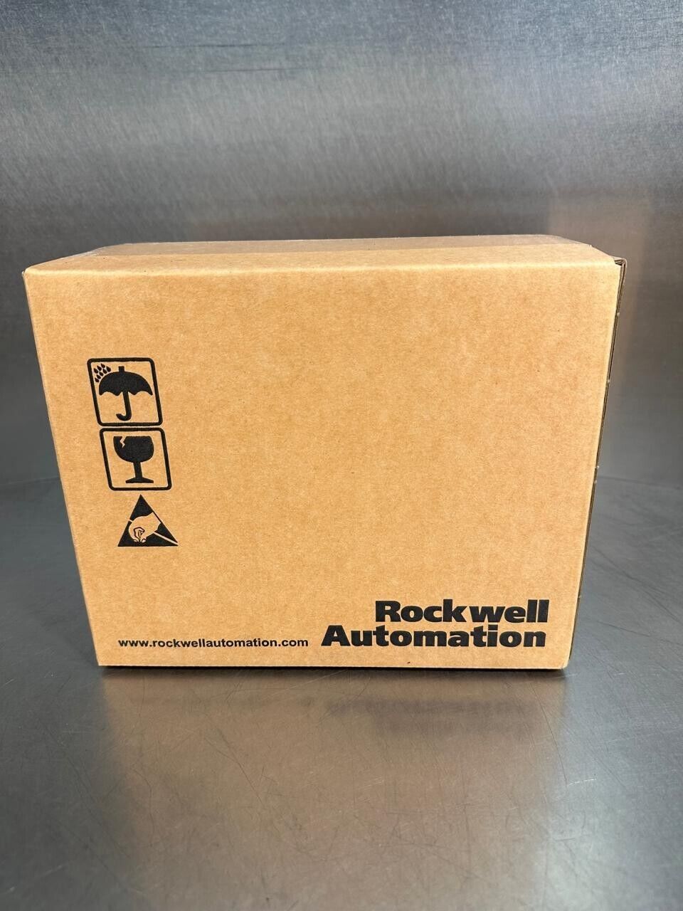 New Allen Bradley 22A-D4P0N104 Ser. A  22AD4P0N104 /A PowerFlex4  (1E-02)