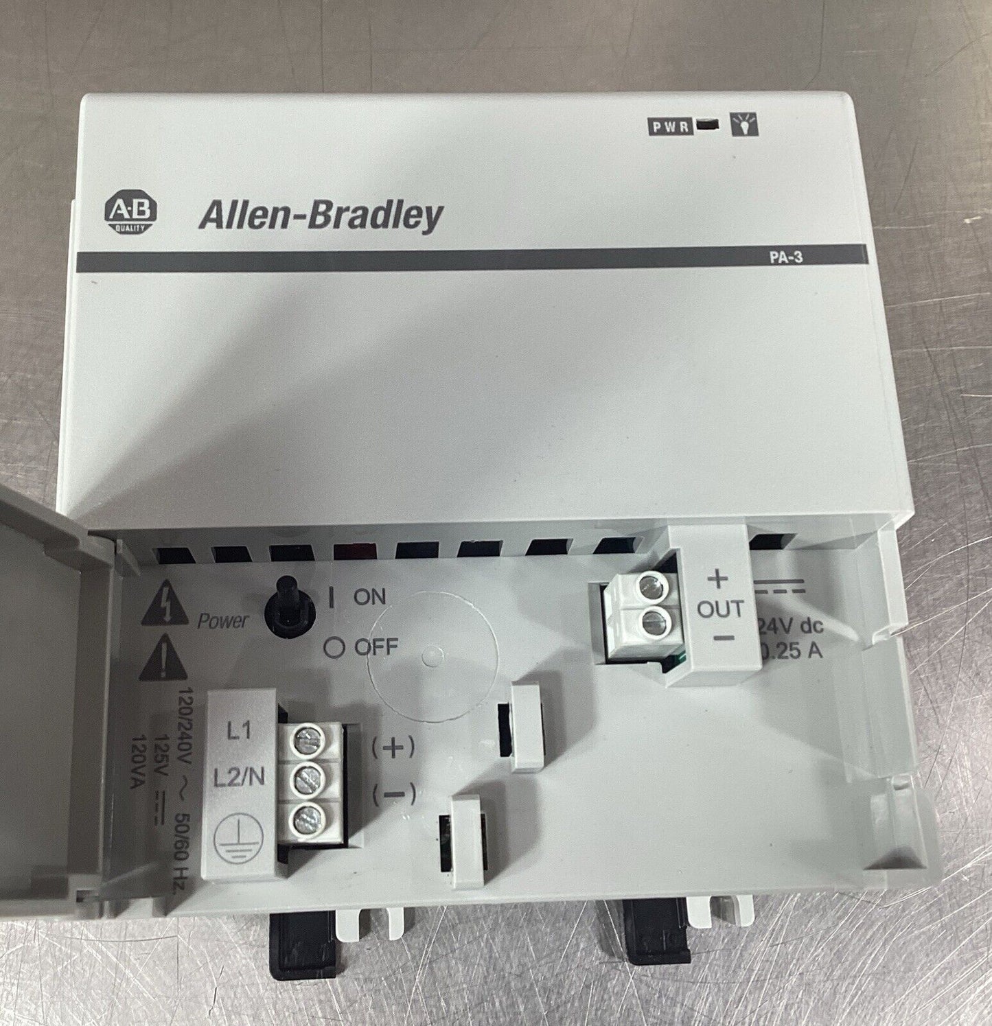 Allen-Bradley  1768-PA3 /A   CompactLogix Power Supply 24V DC NEW 2017     3B-33