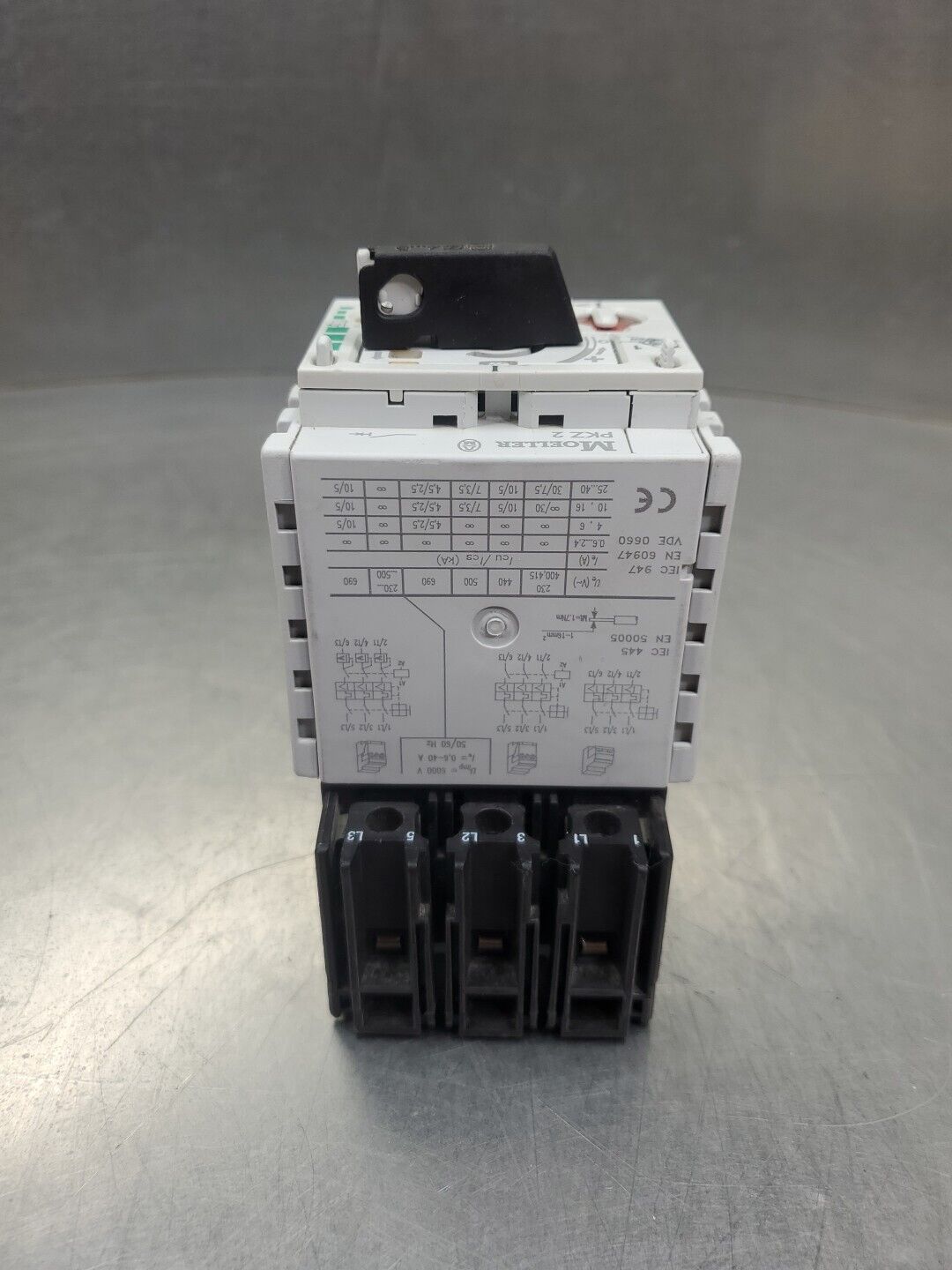 MOELLER ZM-25-PKZ2 Circuit Breaker, 3HP 115-575V.                          4C-33