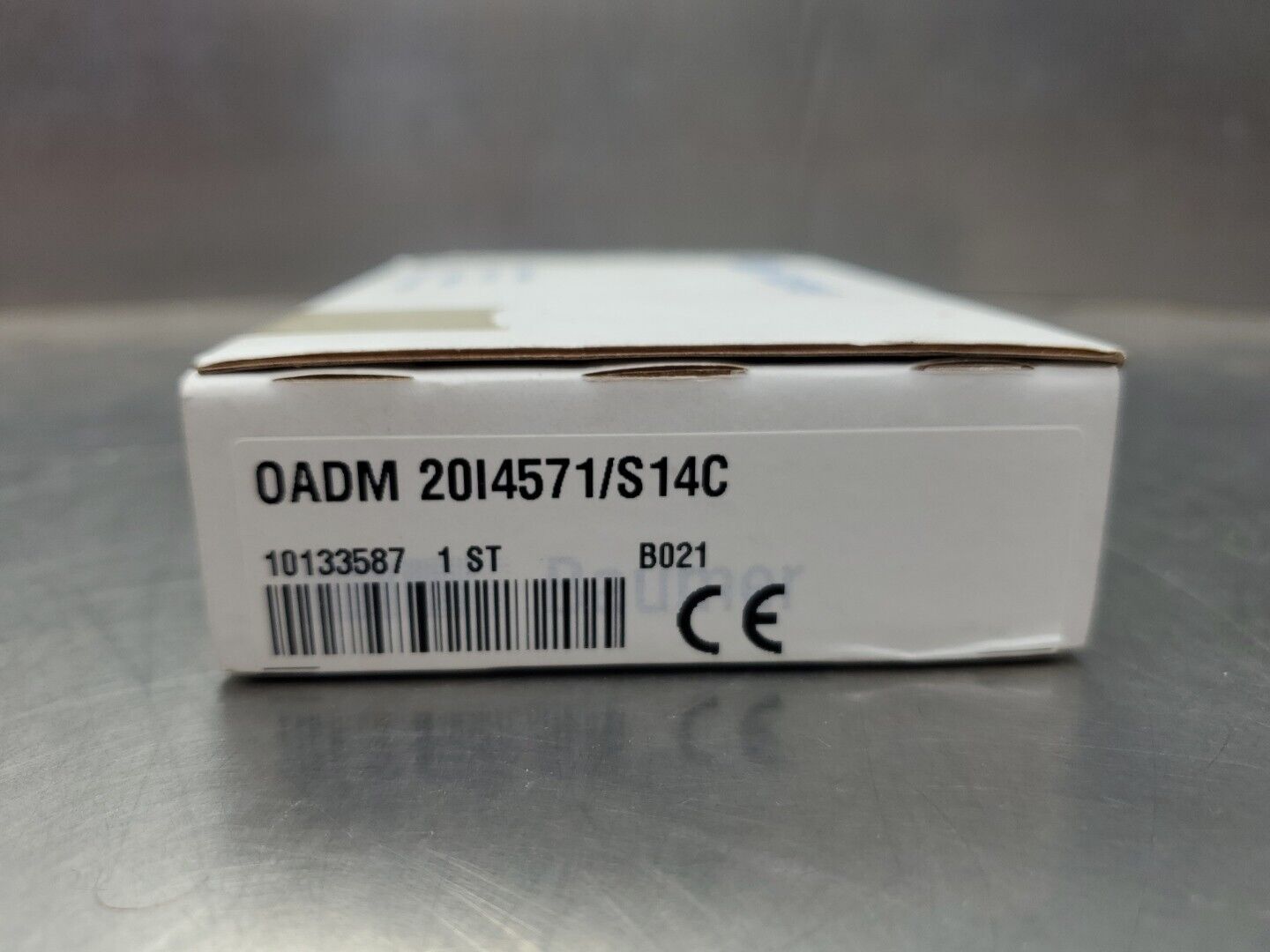 Baumer CH-8501 (OADM 20I4571/S14C) Distance Sensor.                        5D-36