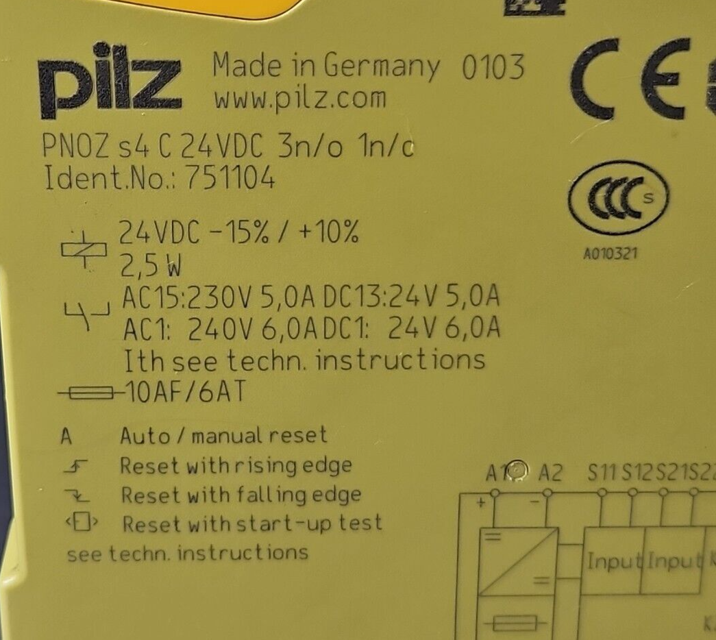 Pilz 750104 PNOZ s4 Safety Relay 24VDC 3                                (BIN423)