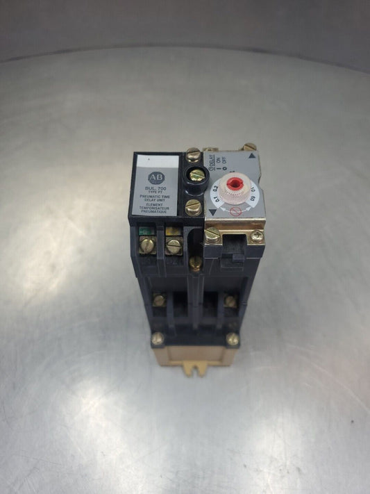 ALLEN BRADLEY 700-PT200A1/C CONTROL RELAY PNEUMATIC TIMER.                 4D-34