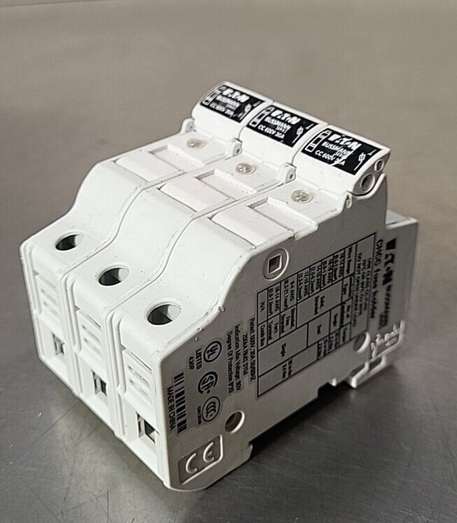 Eaton Bussmann CHHCC    Series Dual    Fuse Holder   600V 30A (BIN 3.5.2)