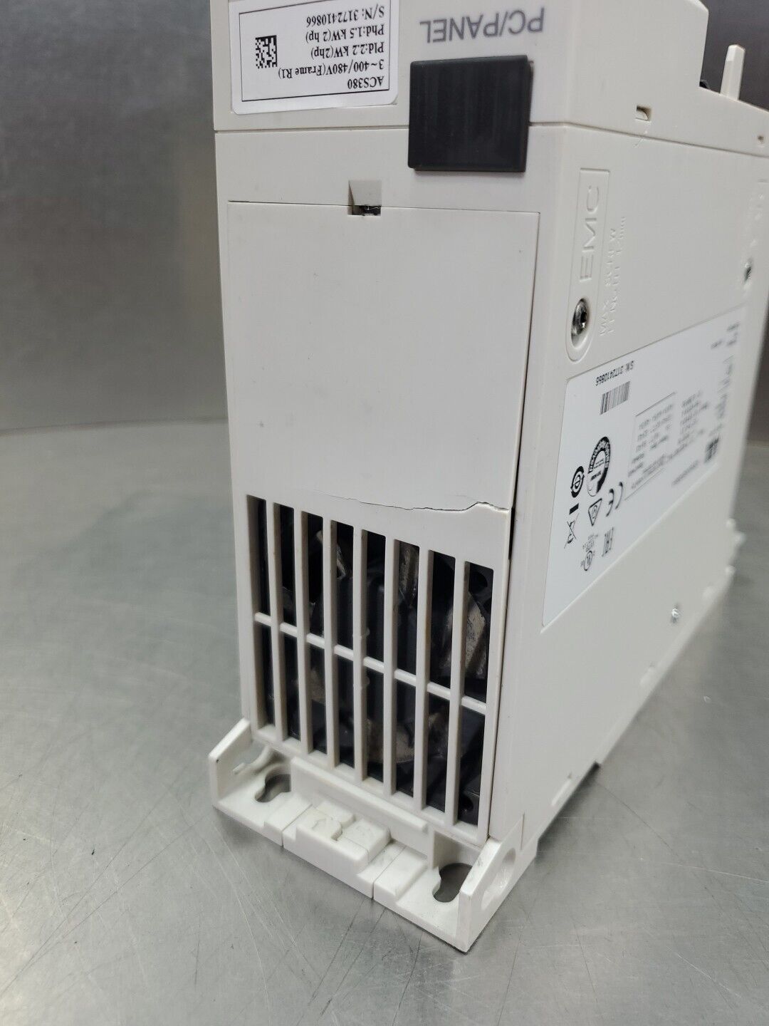 ABB ACS380-040S-05A6-4 Frequency Converter Drive, 480VAC (REFURB)          1E-02