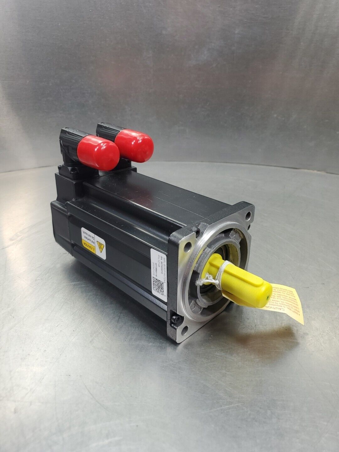 ALLEN BRADLEY MPL-B330P-MJ72AA MP-Series Rotary AC Servo Motor, 5000RPM.      1C