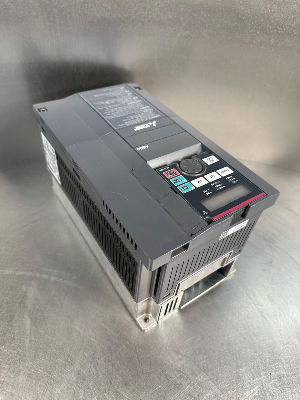 Mitsubishi A800 FR-A840-00052-1-N6  3Ph Ac380-500v 50hz-60hz     (1D-01)