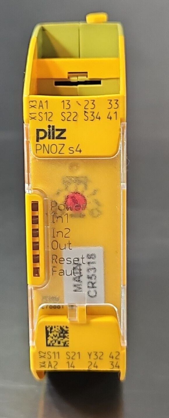 Pilz 750104 PNOZ s4 Safety Relay 24VDC 3                                (BIN423)