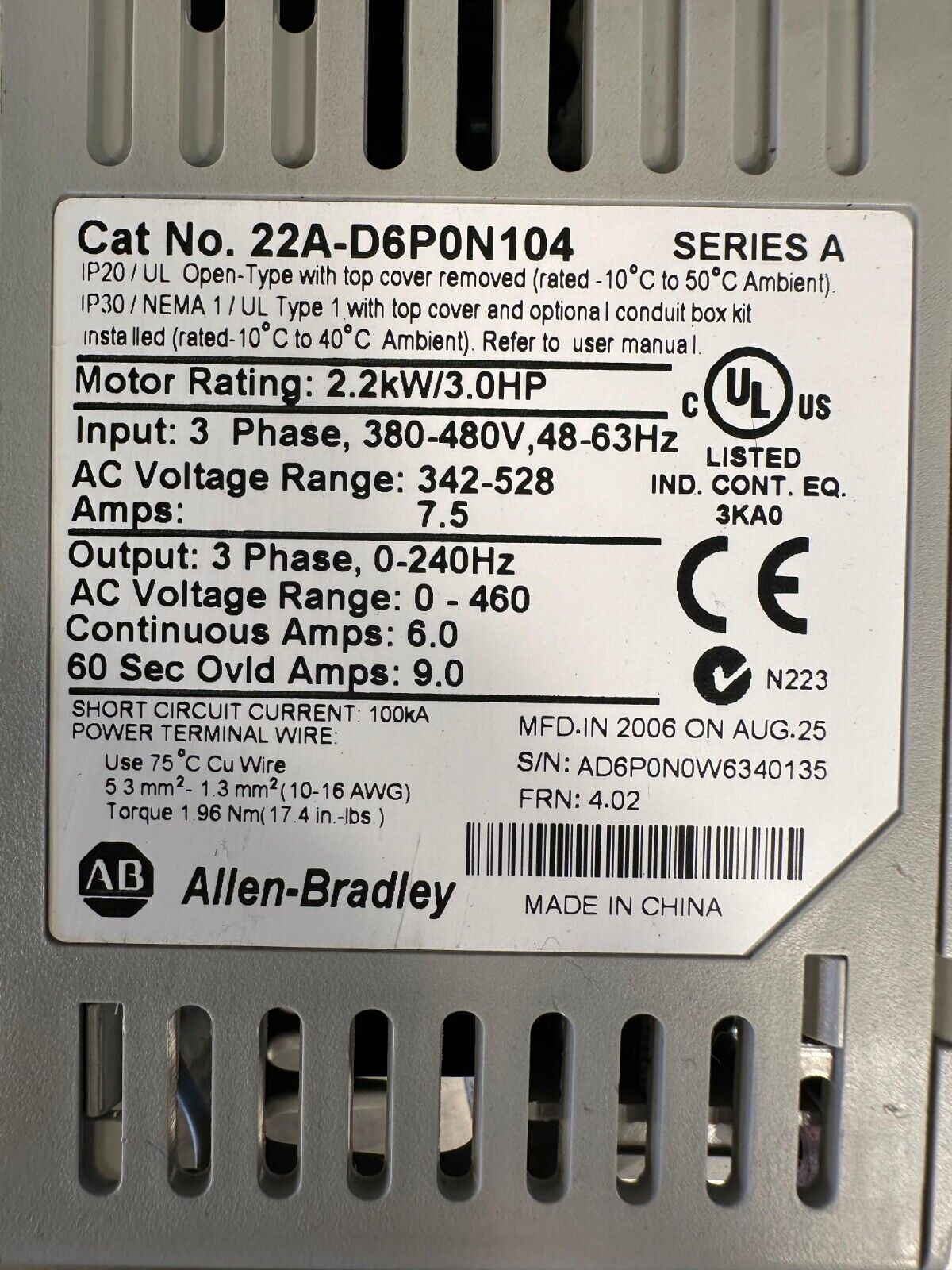 Allen Bradley  PowerFlex40 22A-D6P0N104 Ser. A - 380/480v    (1C-05)