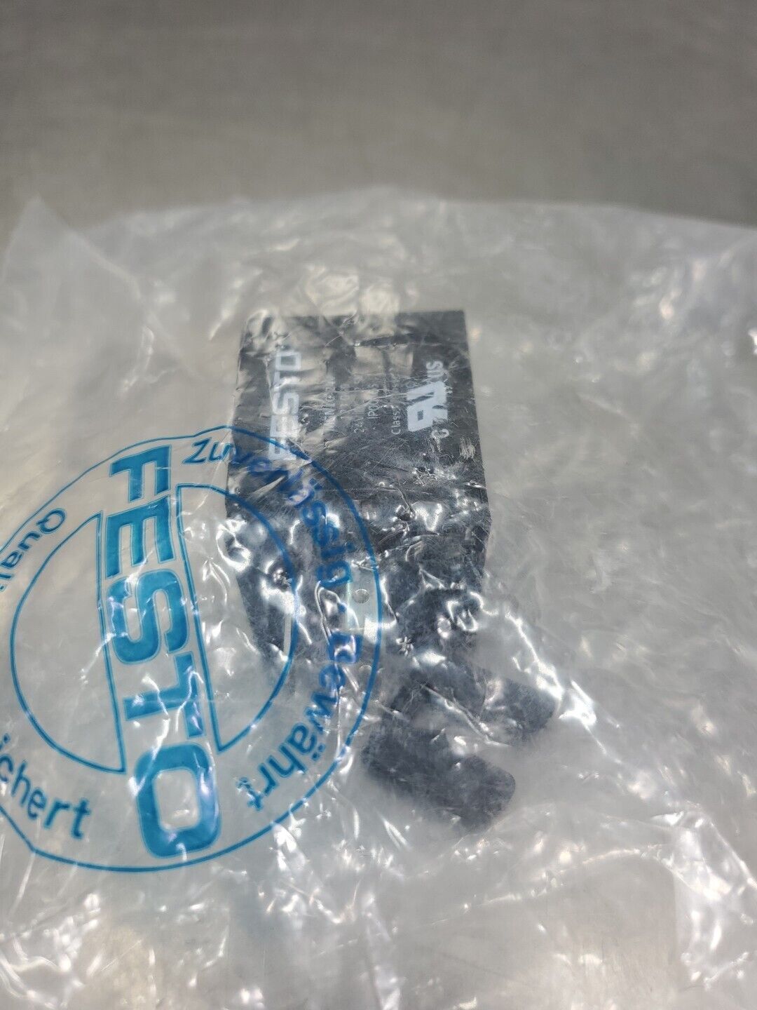 Festo MSN1G-24V Solenoid Valve, (123060), 2.4W 24VDC.                      4A-34