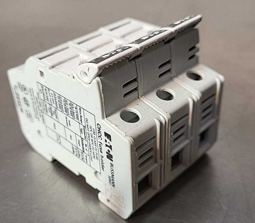 Eaton Bussmann CHHCC    Series Dual    Fuse Holder   600V 30A (BIN 3.5.2)