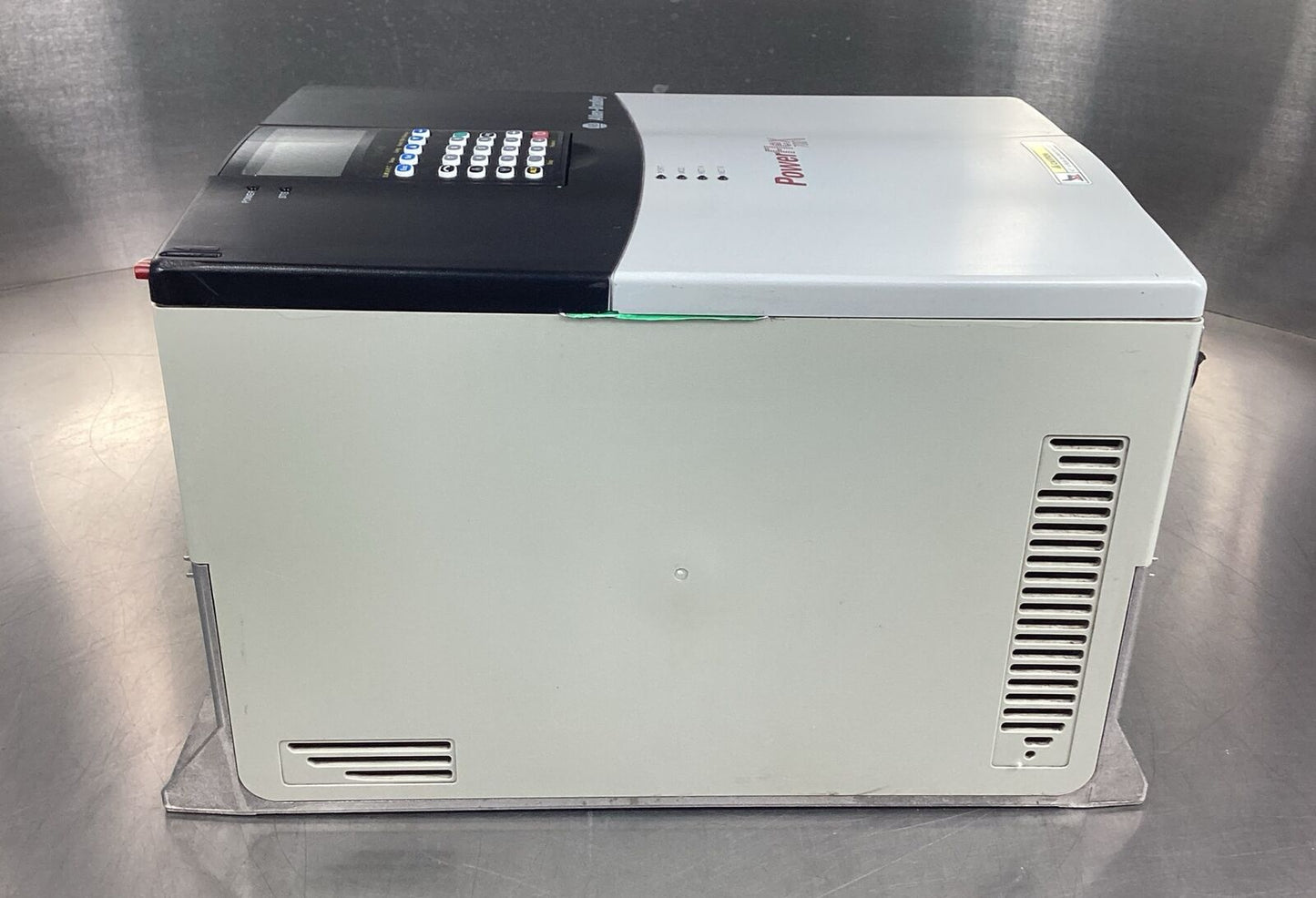 ALLEN BRADLEY  20BD027A0AYNANB0 /A  PowerFlex 700 Drive 20HP 27A 3Ph 480V     1C