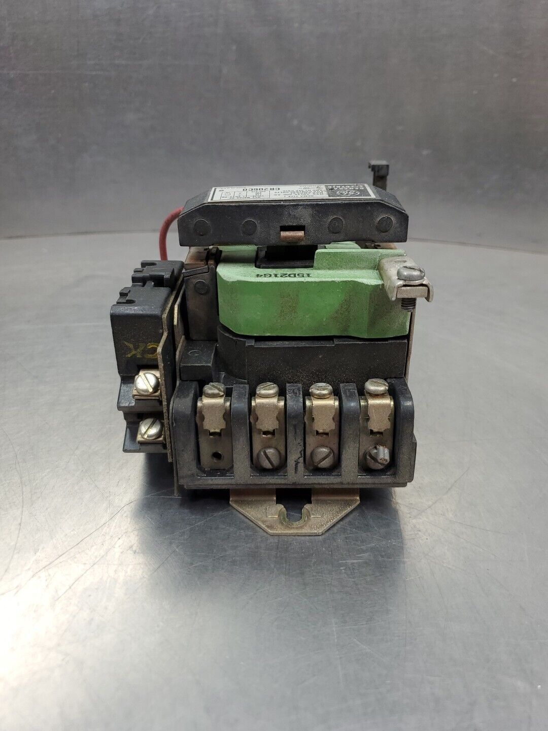 General Electric CR206C0 NEMA 1 Motor Starter Relay, 600V 27A.             4D-12