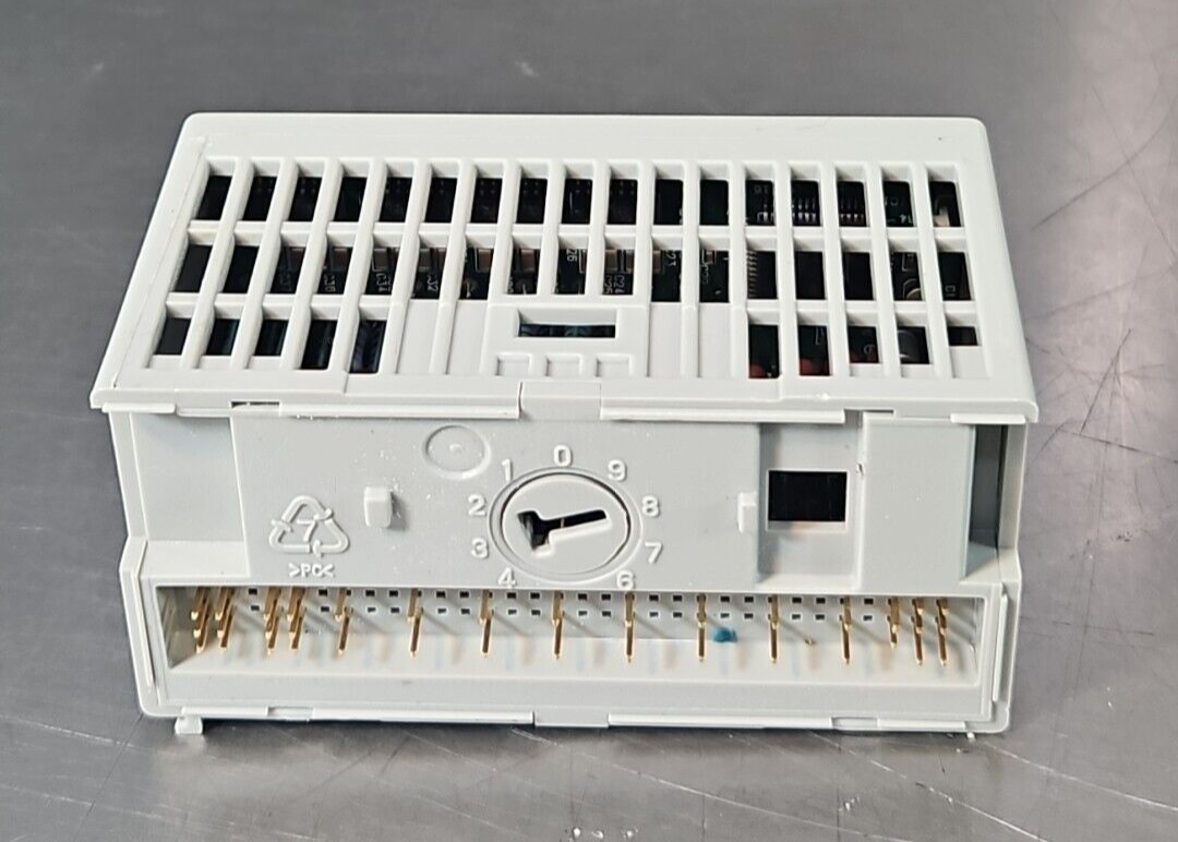 Allen Bradley 1794-IA16 Ser A Flex I/O 120VAC Input Module               loc3E37