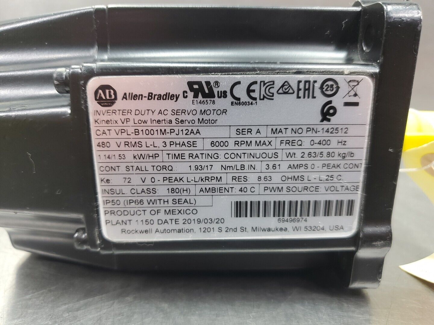 Allen Bradley VPL-B1001M-PJ12AA Kinetix Low Inertia Servo Motor, 6000 RPM.    1C