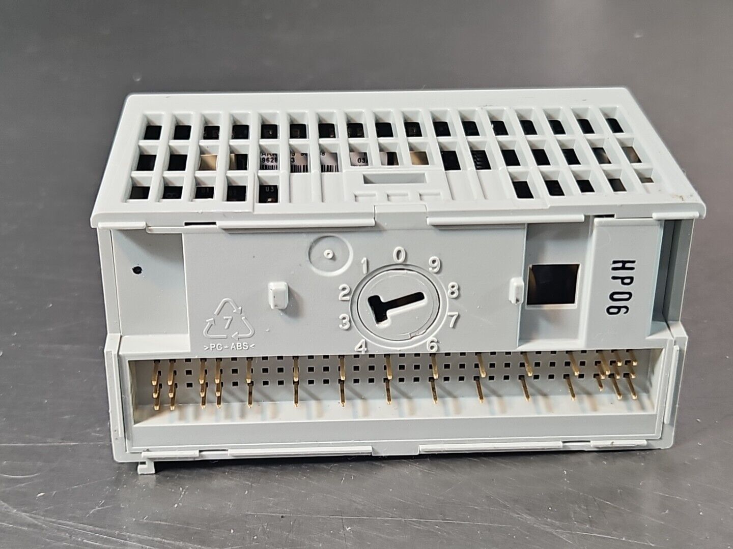 Allen Bradley 1794-0A8I Ser A Flex I/o Output Module      loc3E36