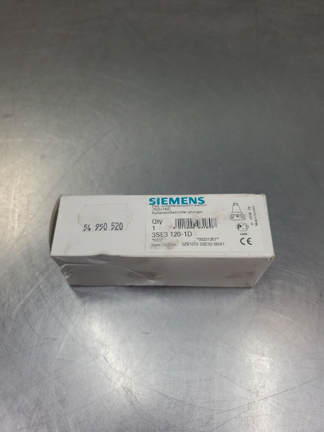 SIEMENS 3SE3 120-1D Position Limit Switch.                                  5E-8