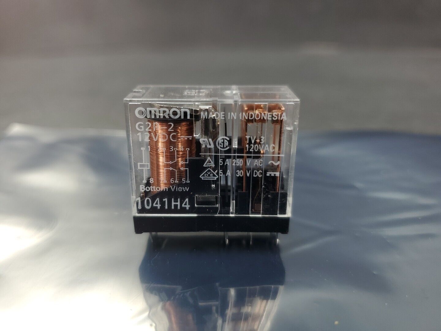 OMRON G2R-2 Power Relay, 12VDC 5A.                           4E-35