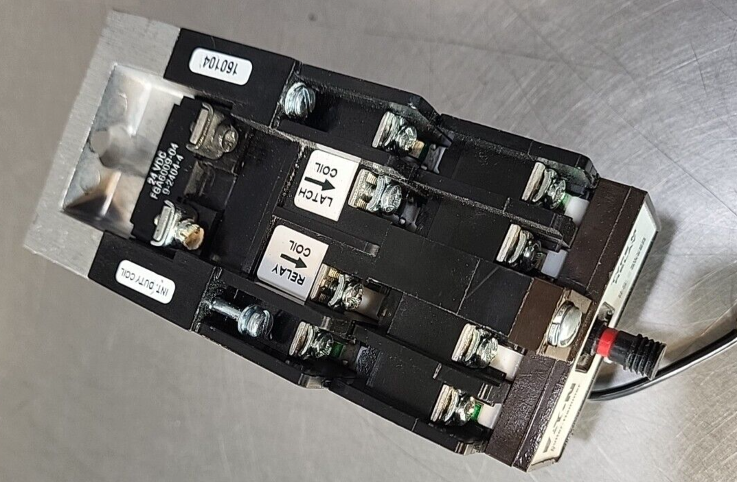 Eaton Cutler Hammer   D26MRD512   Type M Relay Serie A2 (BIN3.5.1)