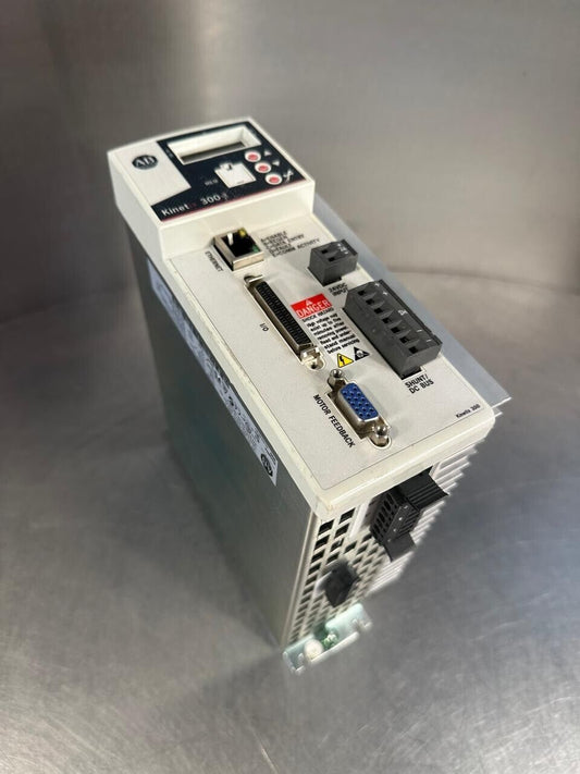 Allen Bradley Kinetix 300  2097-V32PR4 Ser. A Servo Drive (1D-03)