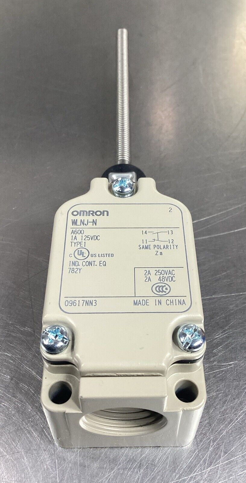 Omron  WLNJ-N  Limit Switch      4D-4