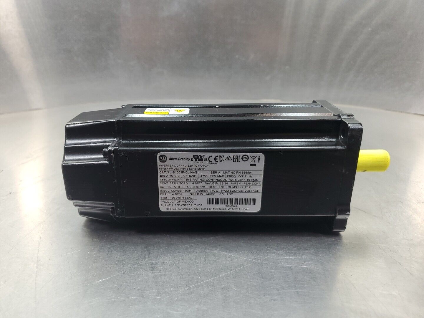 Allen Bradley VPL-B1003F-QJ14AS Kinetix Low Inertia Servo Motor, 4750 RPM.    1E