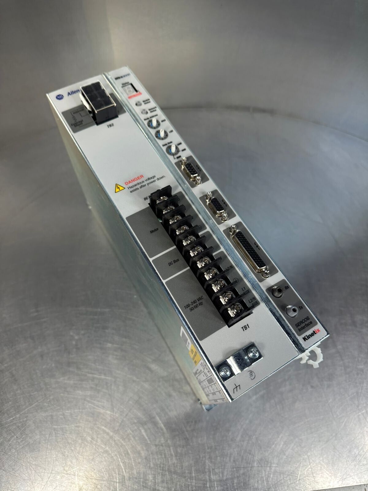 Allen Bradley 2098-DSD-030-SE Ser B Servo Drive, Ultra3000  (1E-01)