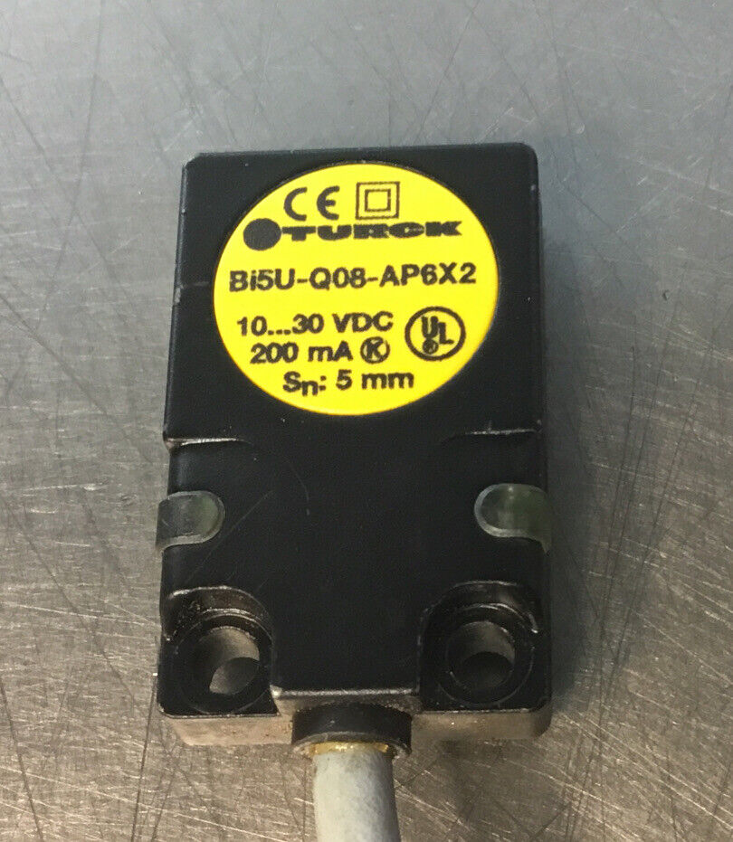 Turck  Bi5U-Q08-AP6X2 Sensor, 20-30VDC 200 mA                            5E-33/1