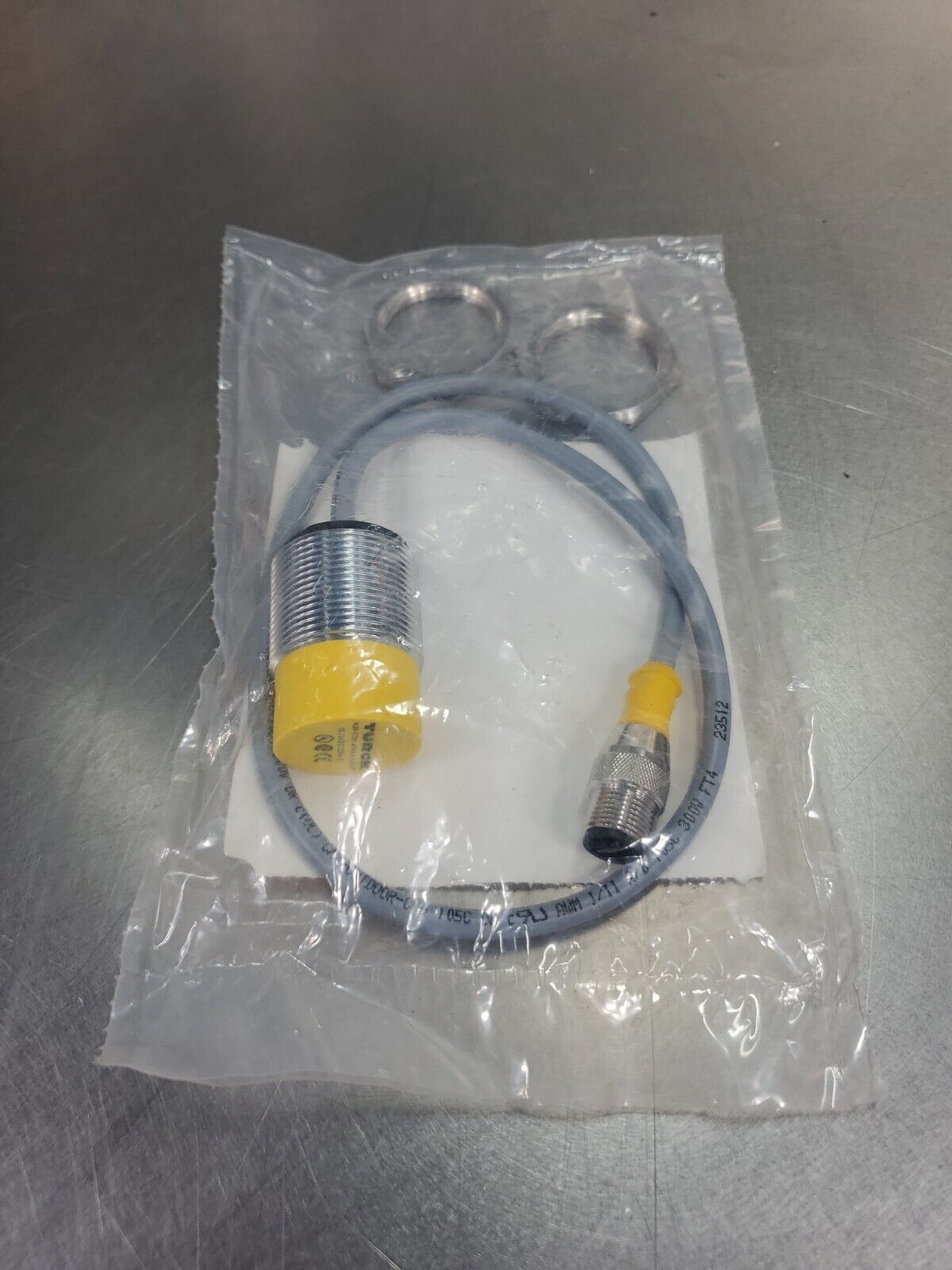 Turck NI30-G30K-AP6X-0.5M-RS 4T (Ident# T4670790) Proximity Sensor.      5E-36/5