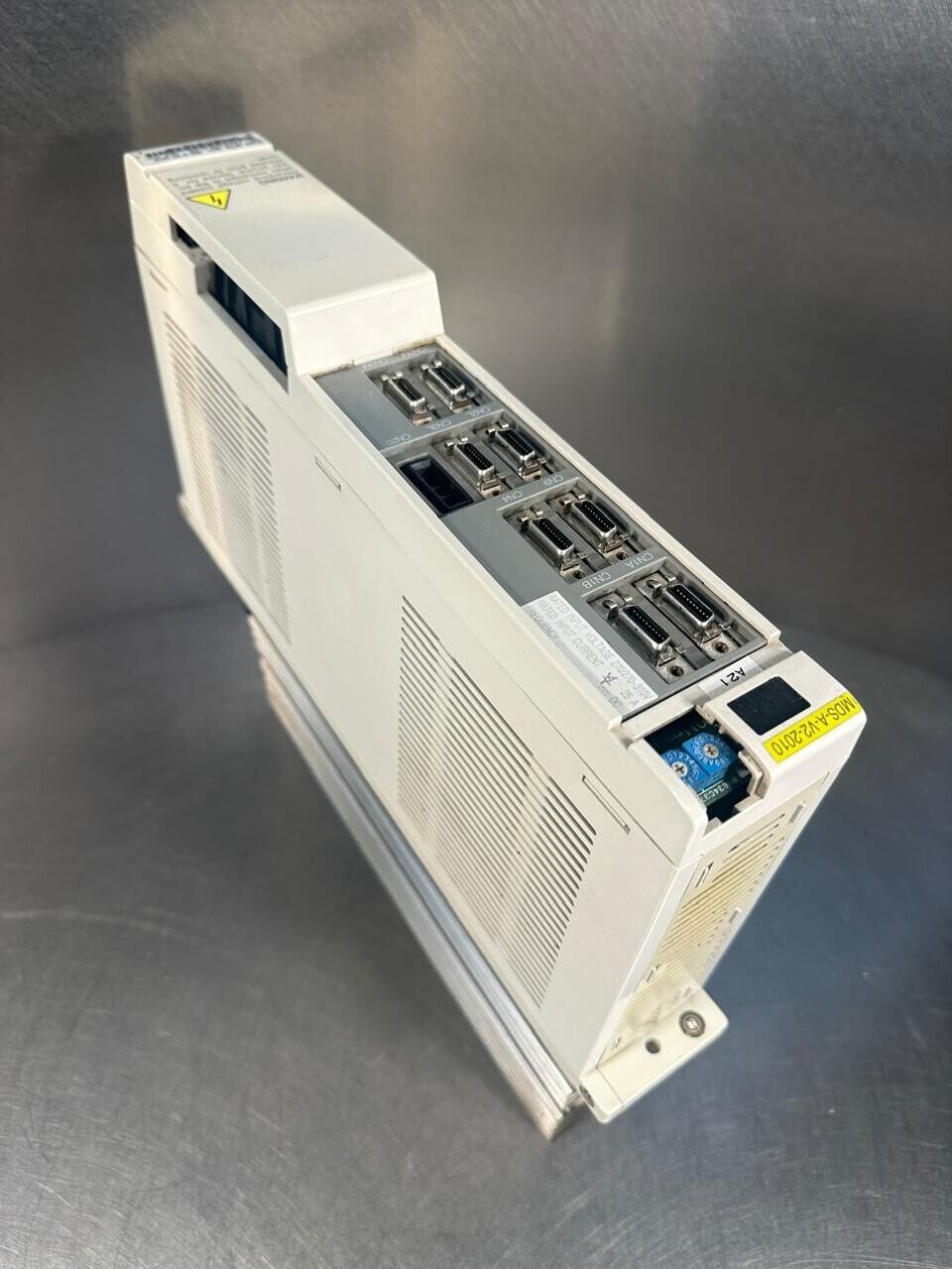 Mitsubishi Mds-A-V2-2010 Servo Drive MDSAV22010                (1D-05)