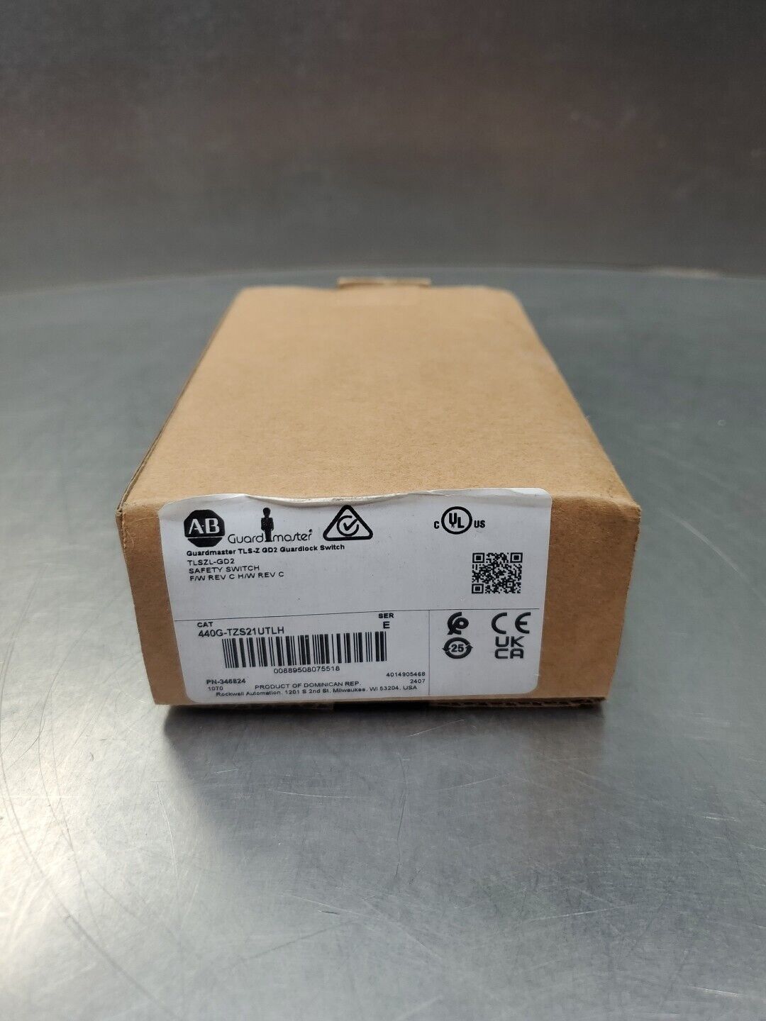 Allen Bradley 440G-TZS21UTLH Ser E GuardMaster Safety Switch.               5E-8