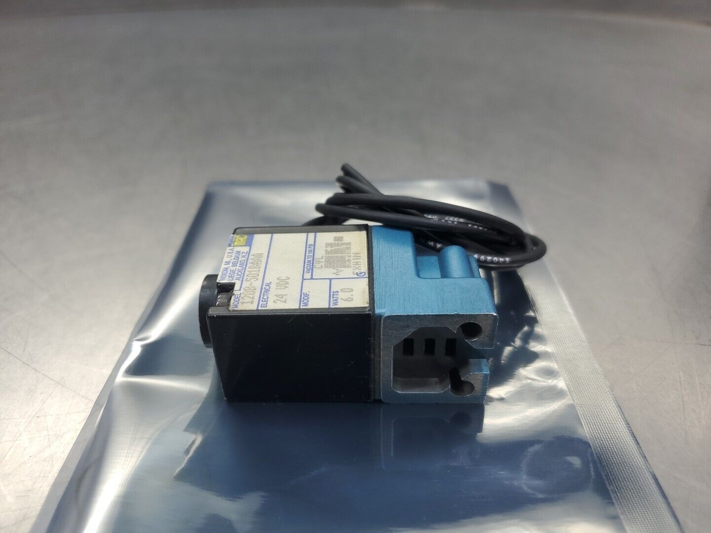 MAC 120B-501BAAA Solenoid Valve, 24VDC 6WATTS.                             6A-12