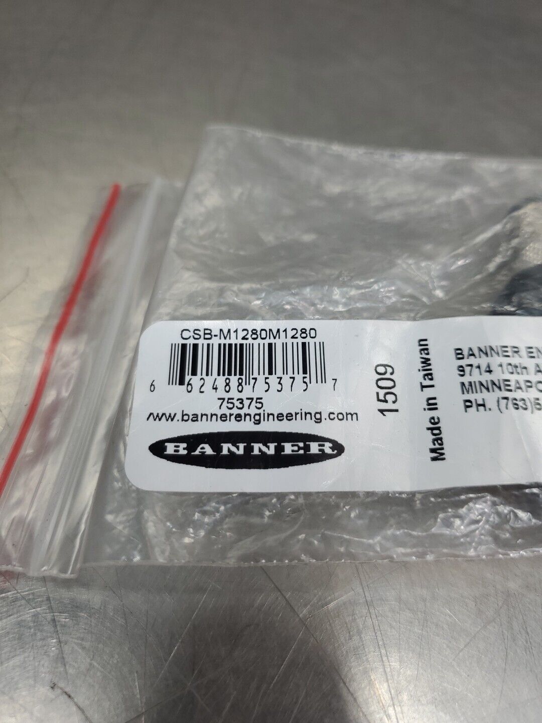 Banner 75375 CSB-M1280M1280 Disconnect Splitter Connector.       5E-34/1