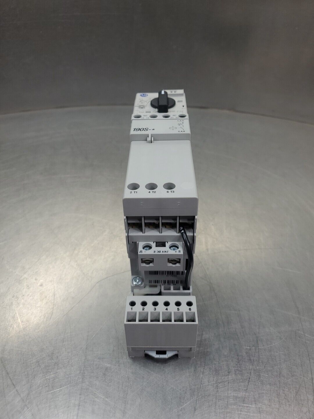 Allen Bradley 190S-CNEJ2-CC16C Ser B Soft Starter.                         4D-13