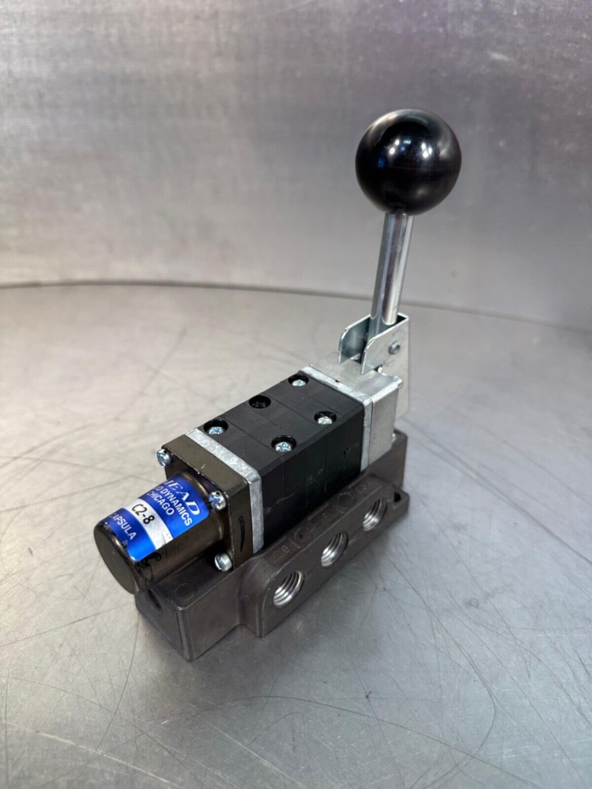 Mead C2-8 Fluid Dynamics Directional Control VValve   (5E-24)