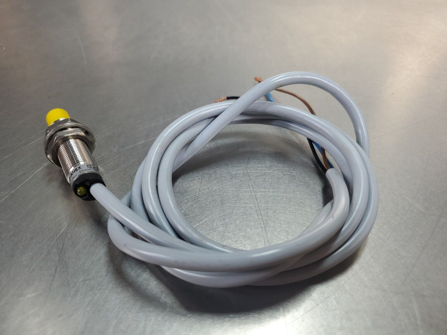 Turck Ni8U-EM12-AN6X Inductive Proximity Sensor.          5E-1/2