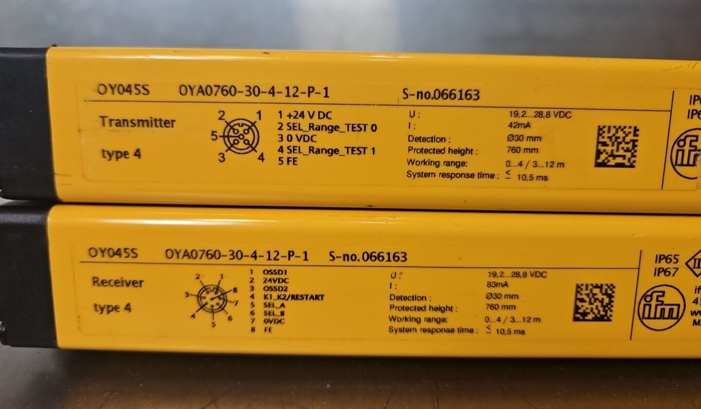 IFM OYA0760-30-4-12-P-1 /OY045S  Light Curtain Transmitter & Receiver     loc6E4