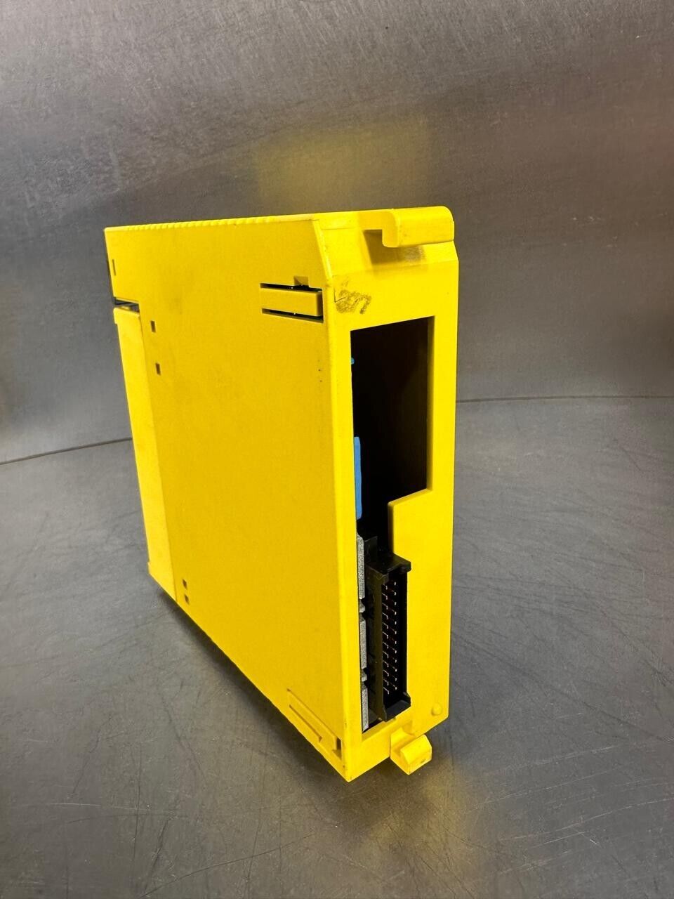 Fanuc AOD16D  A03B-0807-C154  Output Module Ship                 (3D-35)