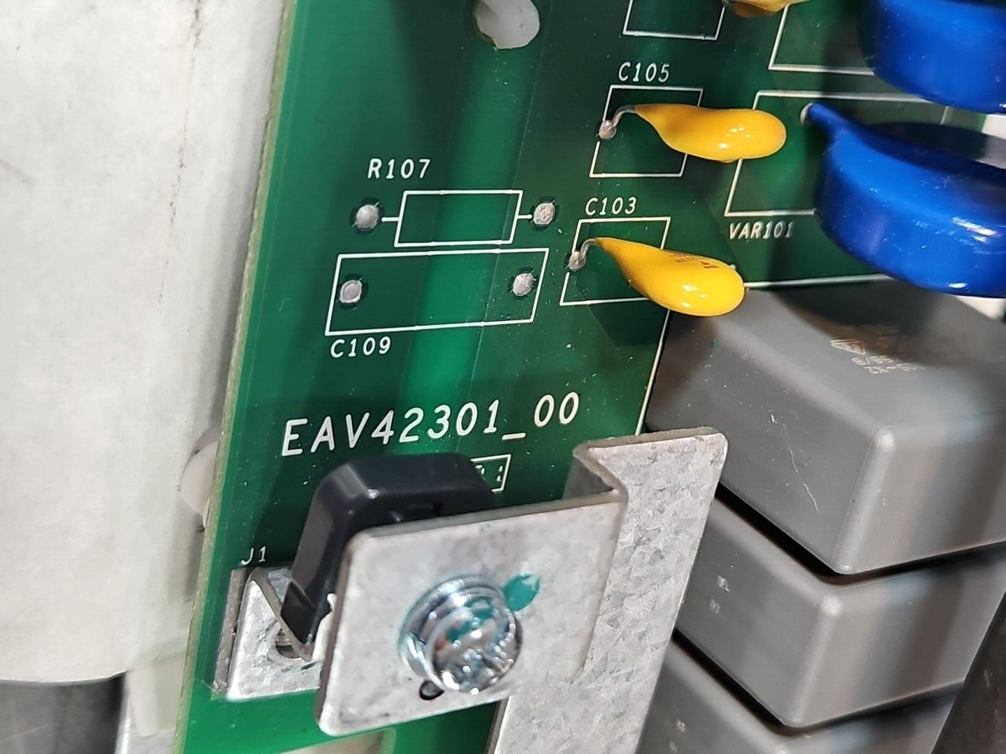 EAV 42301-00 / BTB680-01-04-1 frequency lightning protection board      (BIN411)