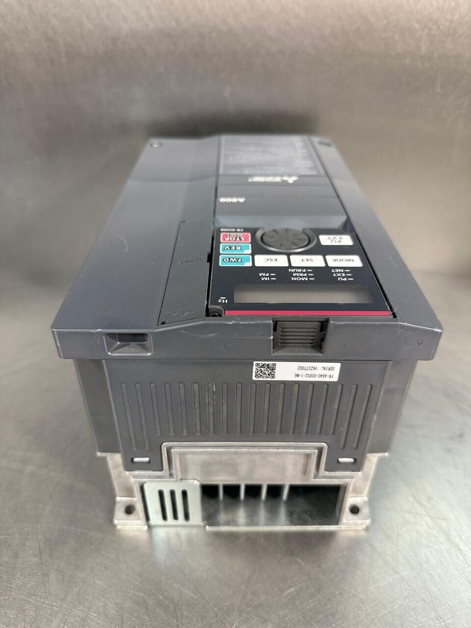 Mitsubishi A800 FR-A840-00052-1-N6  3Ph Ac380-500v 50hz-60hz     (1D-01)