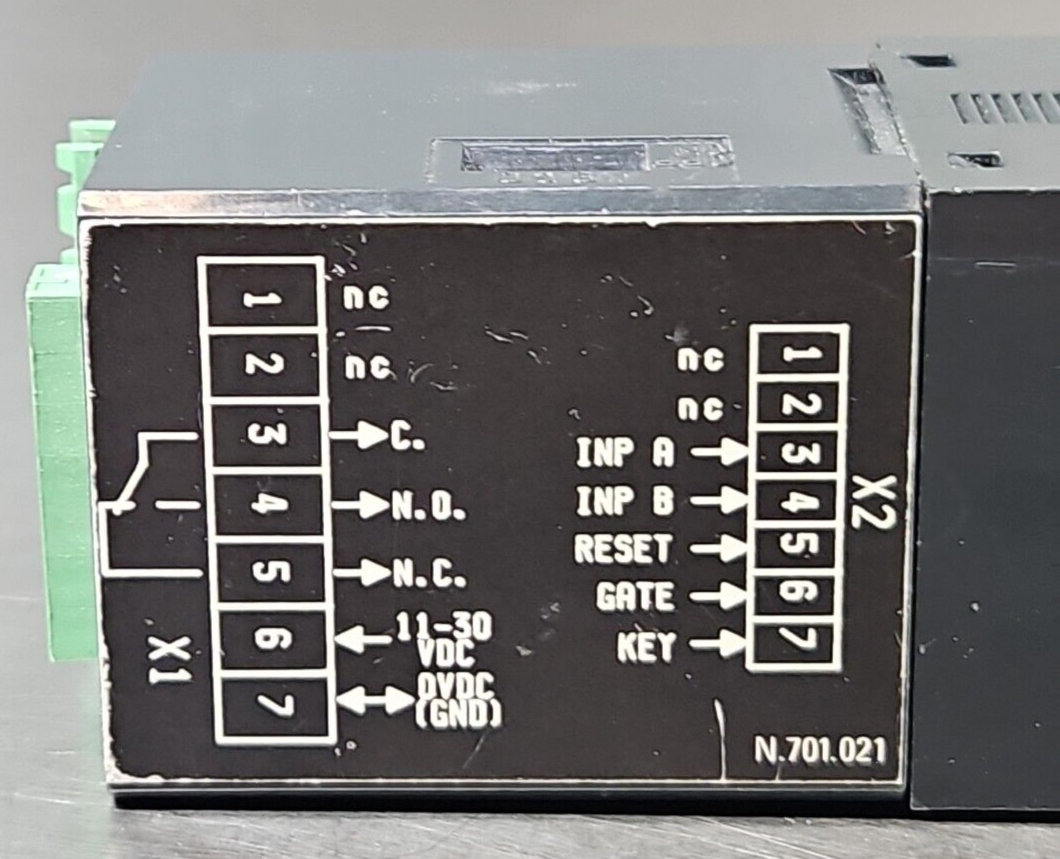 Eaton E5-148-C1422 Counter LCD Display  10-30 VDC      (BIN3.4.5)