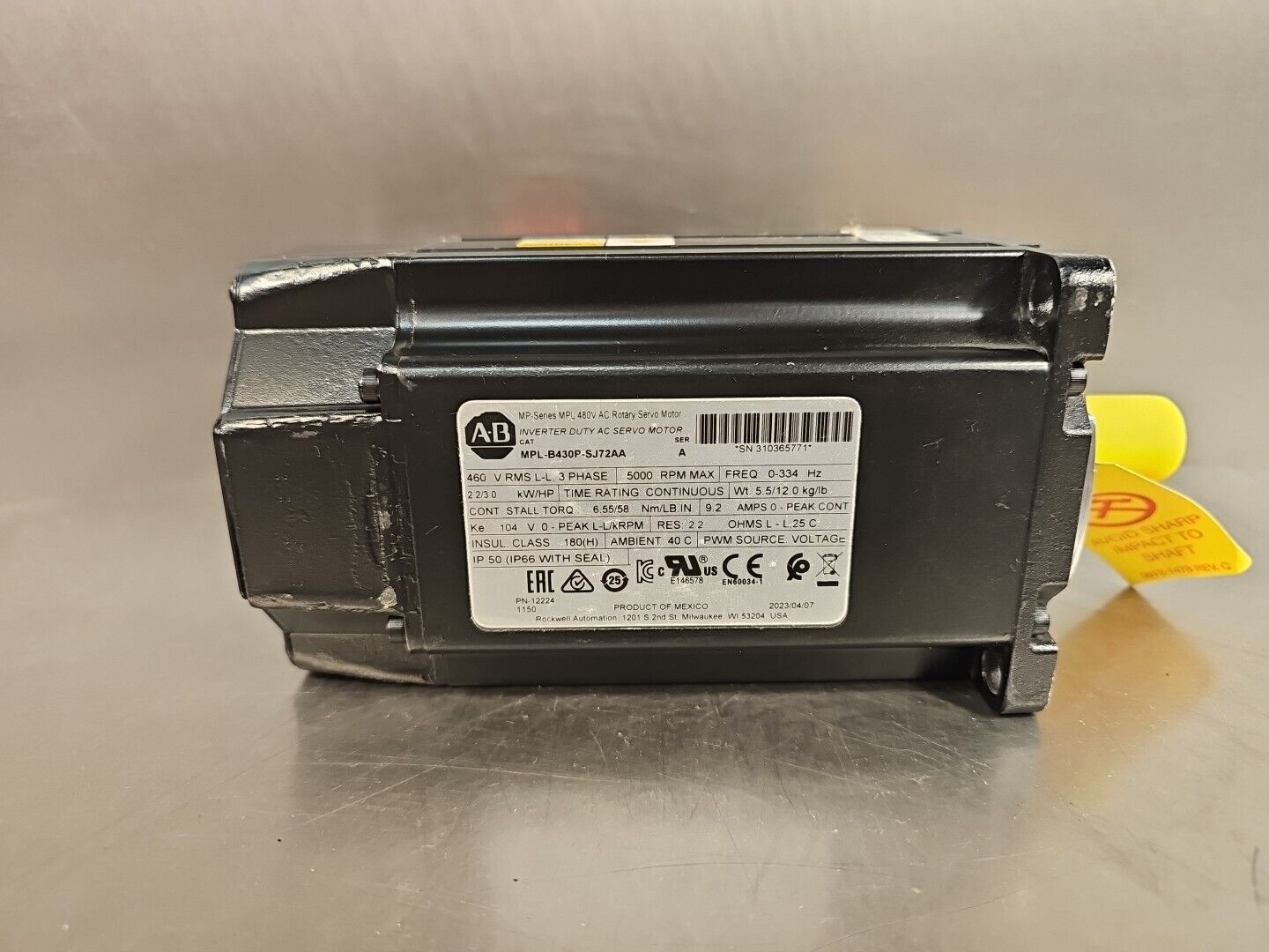 Allen Bradley MPL-B430P-SJ72AA SERVO MOTOR Ser. A 5000rpm Loc.1G1