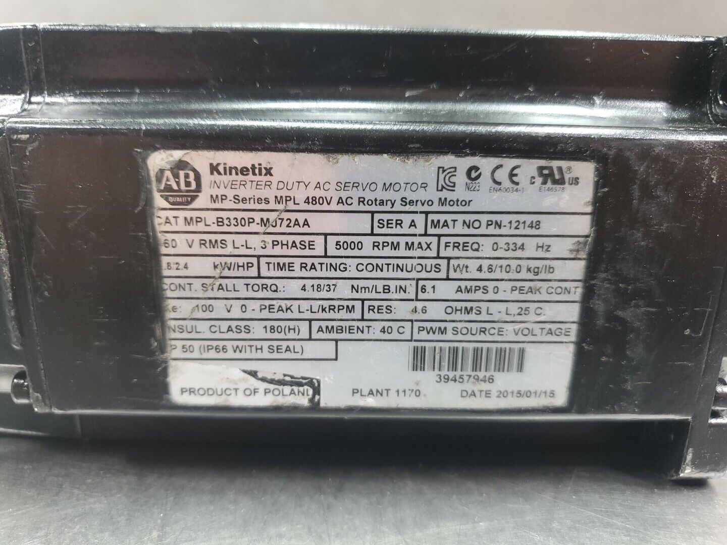 Allen Bradley MPL-B330P-MJ72AA MPL 480V AC Rotary Servo Motor, 5000 RPM.      1C