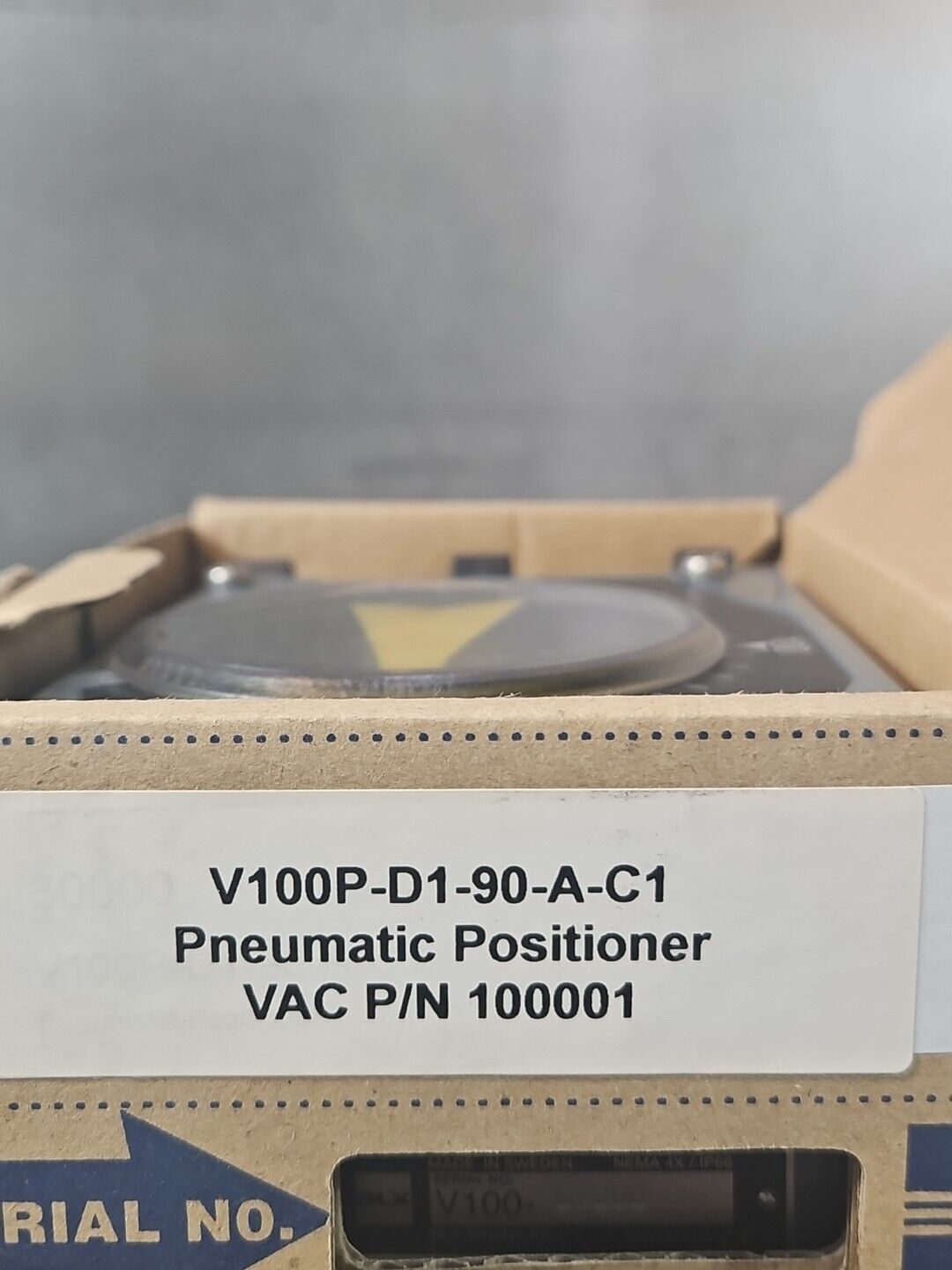 BLX V100P-D2-90-A-C1 Pneumatic Valve Positioner                           Loc5D2