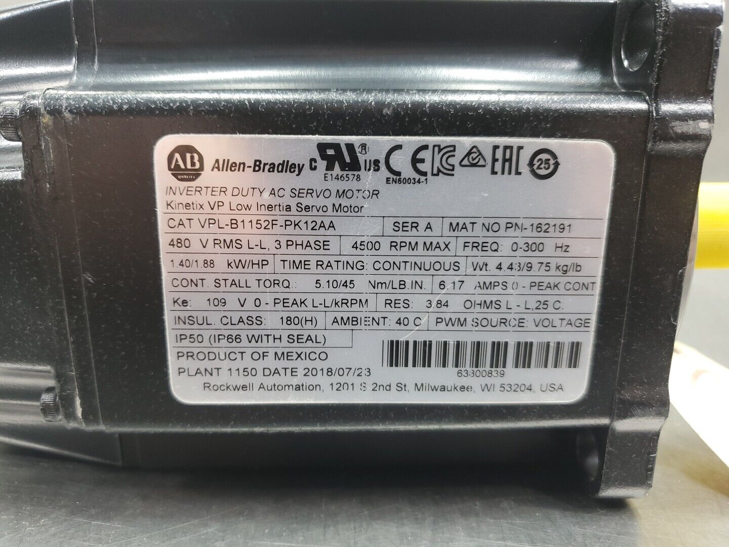 Allen-Bradley VPL-B1152F-PK12AA Kinetix Low Inertia Servo Motor, 4500 RPM.    1E