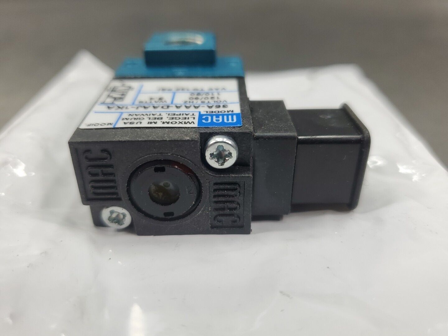 MAC 35A-AAA-DAAJ-1KA Solenoid Valve, 120VAC.                               6A-12