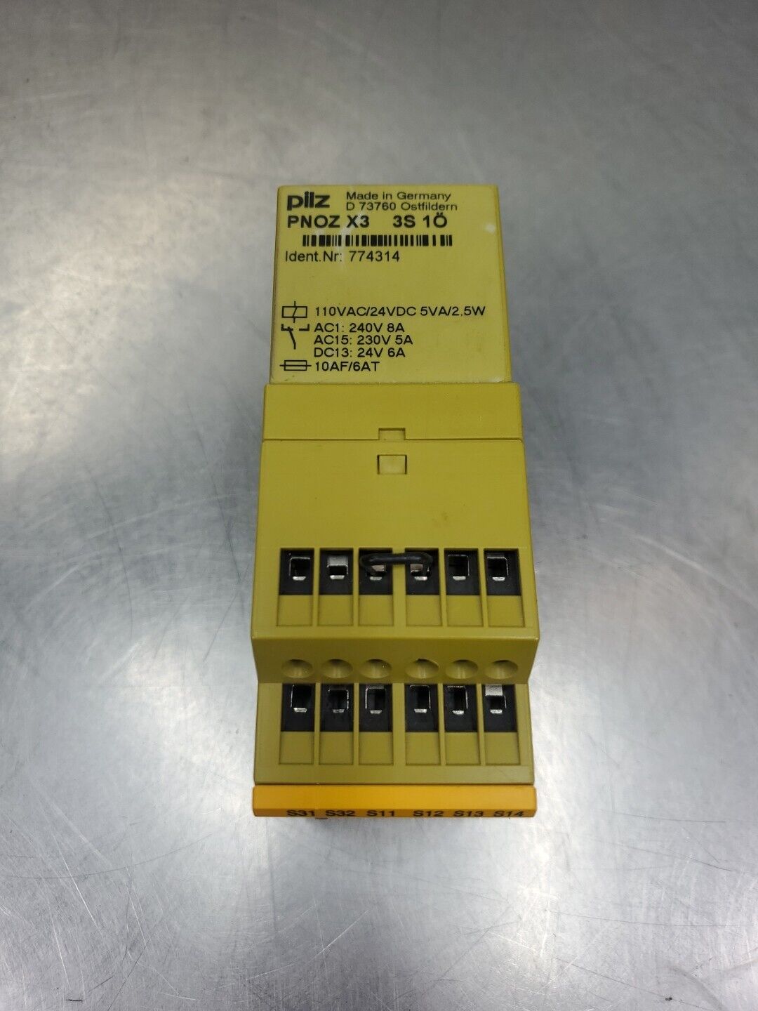 PILZ PNOZ X3 3S 1Ö Safety Relay, 774314, 110VAC, 24VDC.                     5B-3