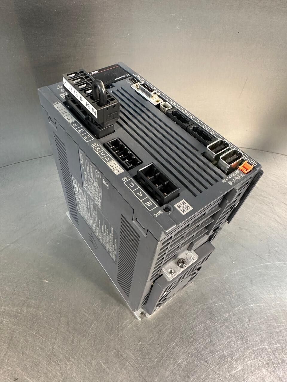 Mitsubishi MR-J4-200B-RJ   AC Servo Drive 2kw 3ph 170v 0-360hz (1D-03)